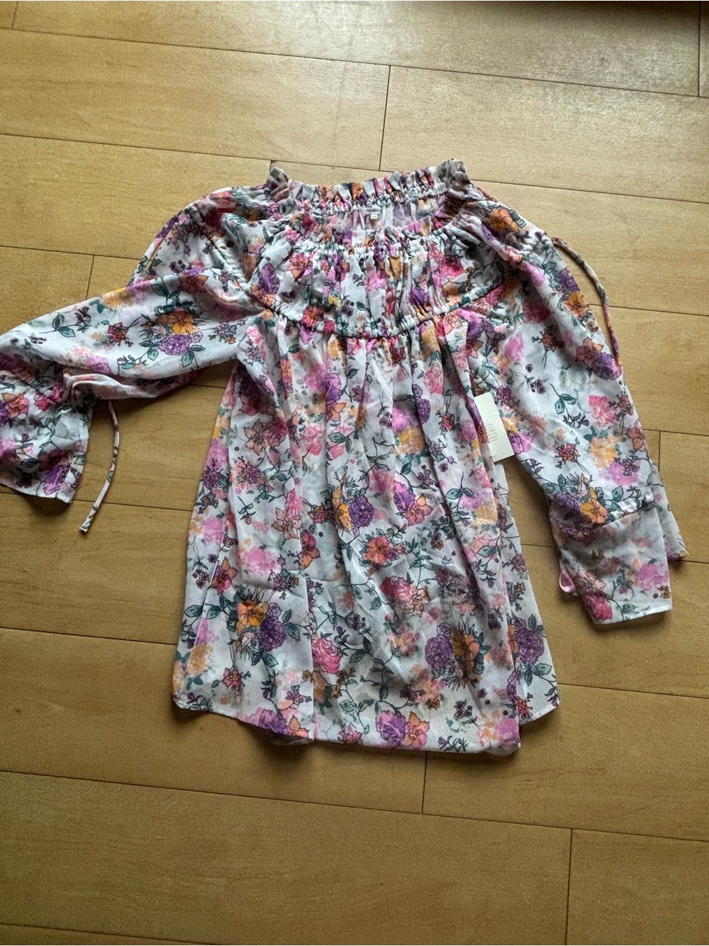 Tularosa Floral Smocked Neck Long Sleeve Tunic size XS